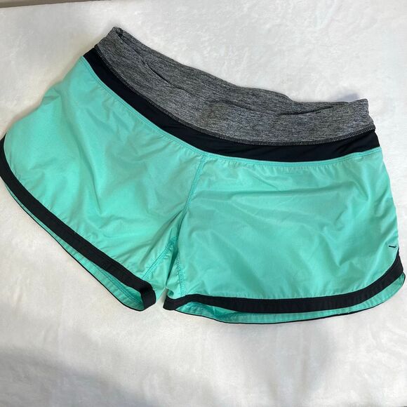 Lululemon Green Gray Groove Run Shorts 8 Women - Picture 1 of 8